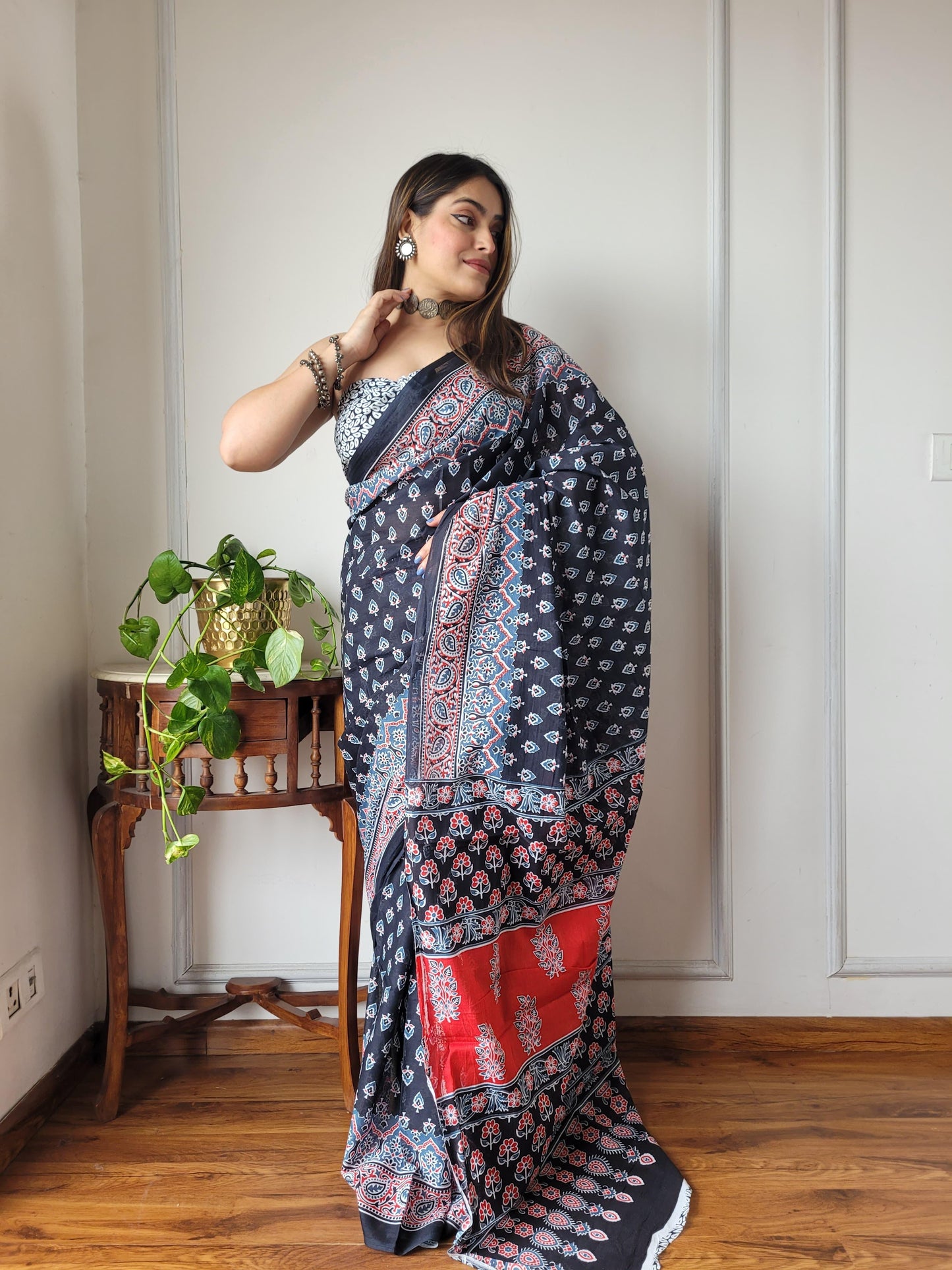 Pure Mulmul Cotton Saree | Bagru Shibori Print